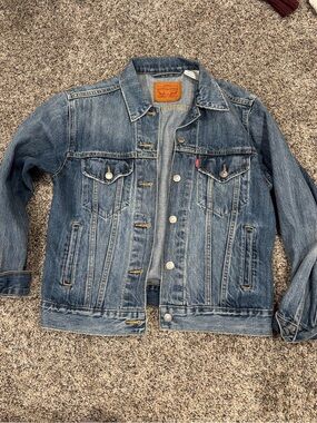 Levi's Blue Denim Trucker Jacket with Faded Detail